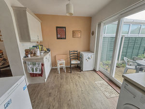 Photo 10- click for photo gallery